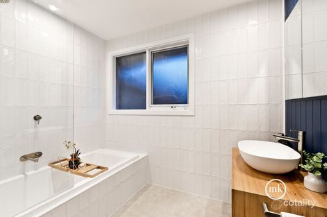 Property photo of 40 Arcadia Way Eltham North VIC 3095