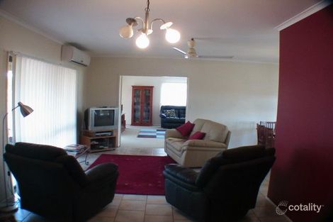 84 Shailer Rd, Shailer Park, QLD 4128