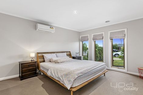 Property photo of 66 Gallery Avenue Harkness VIC 3337