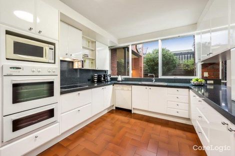 Property photo of 12 Garrell Street Caulfield North VIC 3161