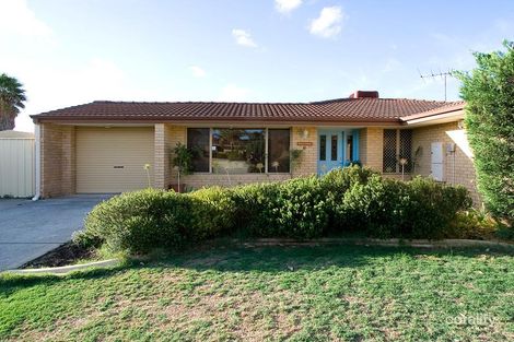 15 Gould Pl, Marangaroo, WA 6064