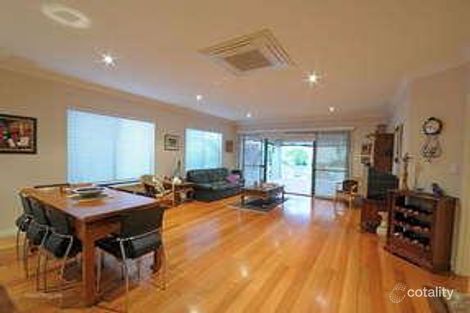 Property photo of 8 Knox Cove Wilson WA 6107
