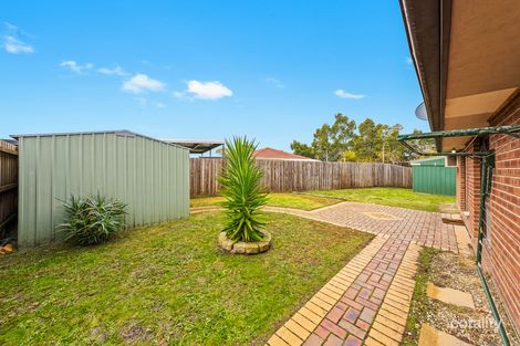 Property photo of 2 Maltravers Crescent Cranbourne North VIC 3977