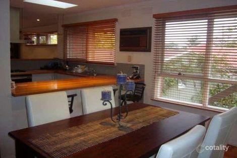 Property photo of 3 Myddleton Drive Viewbank VIC 3084