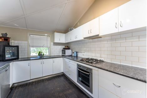 Property photo of 13 White Street Emerald QLD 4720