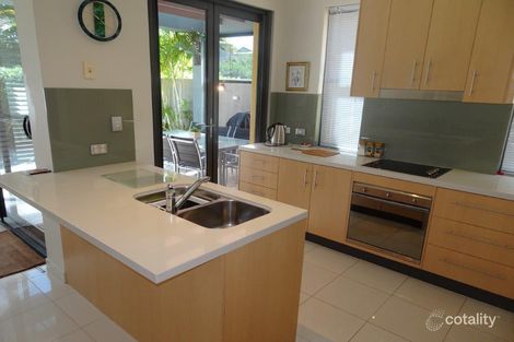 Property photo of 2/63 Shaw Street Southport QLD 4215