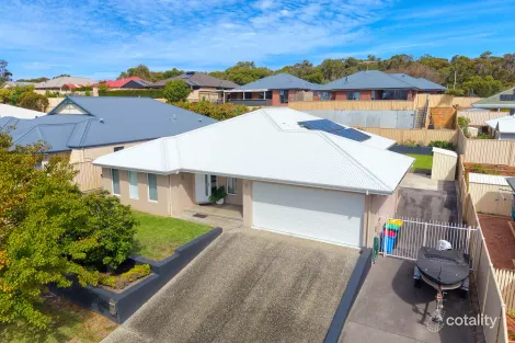 4 Pyrus Gdns, Yakamia, WA 6330