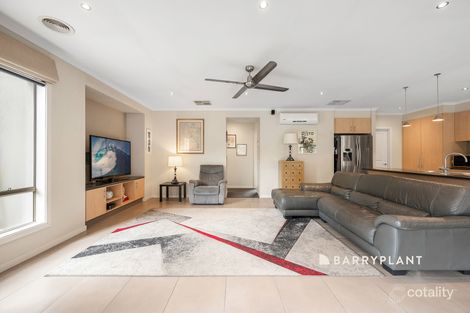Property photo of 10 Saul Avenue Berwick VIC 3806