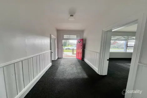 Property photo of 10 West Goderich Street Deloraine TAS 7304