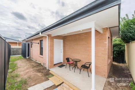 33 Lenton Cres, Oakhurst, NSW 2761