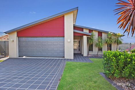 Property photo of 2 Prospect Terrace Highfields QLD 4352