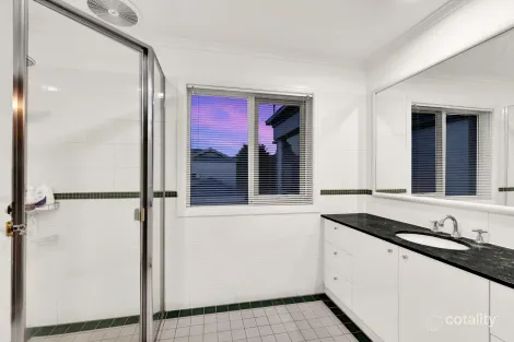 Property photo of 10 Canberra Parade Port Melbourne VIC 3207