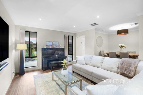 Property photo of 26 Tifera Circle Kallaroo WA 6025