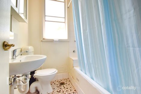 Property photo of 48 Glenroi Avenue Orange NSW 2800