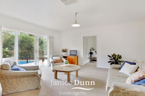 Property photo of 16 Bareena Drive Mount Eliza VIC 3930