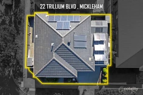 Property photo of 22 Trillium Boulevard Mickleham VIC 3064