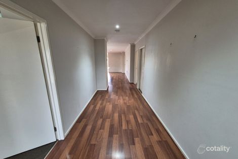 Property photo of 7 Canons Crescent Manor Lakes VIC 3024