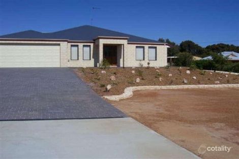 24 Watson Pl, Dongara, WA 6525