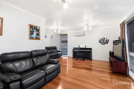 Property photo of 9 Willslie Crescent Berwick VIC 3806