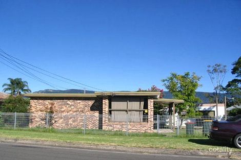 17 Hamilton St, Dapto, NSW 2530