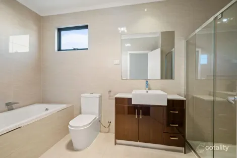 Property photo of 2/121 Widford Street Glenroy VIC 3046