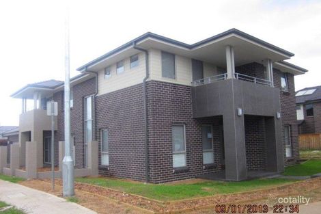 Property photo of 25 Caddies Boulevard Rouse Hill NSW 2155