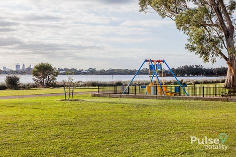 Property photo of 251 Riverton Drive North Shelley WA 6148