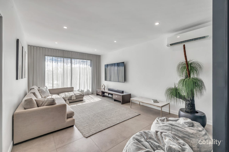 Property photo of 5 Kamo Court Ashmore QLD 4214