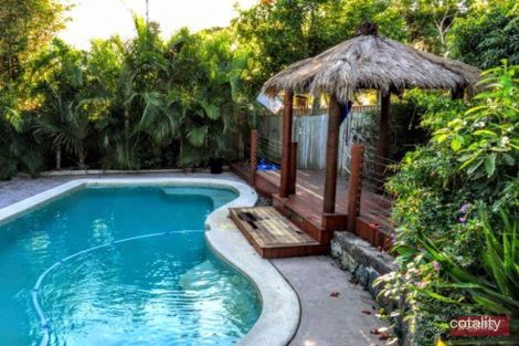 Property photo of 42 Enfield Crescent Battery Hill QLD 4551