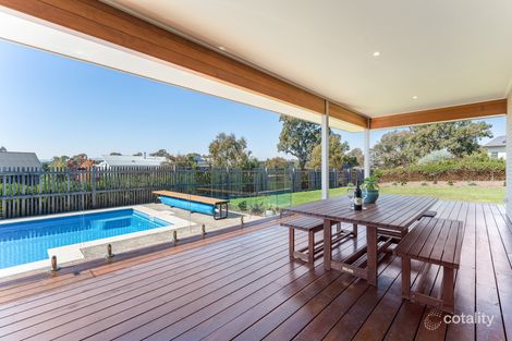Property photo of 8 Stockmans Drive Mansfield VIC 3722