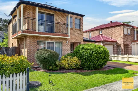 90 Glenfield Dr, Currans Hill, NSW 2567