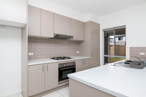 8 Bristol St, Penrith, NSW 2750