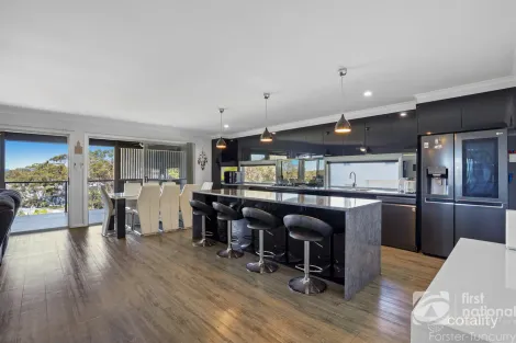 Property photo of 13 Narran Close Forster NSW 2428