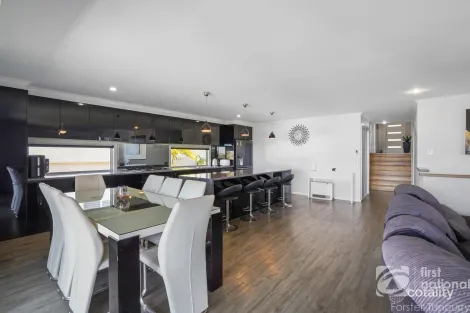 Property photo of 13 Narran Close Forster NSW 2428