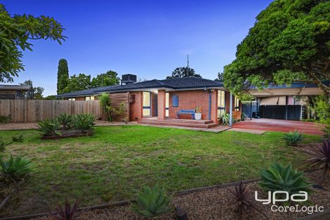 Property photo of 18 Linlithgow Way Melton West VIC 3337