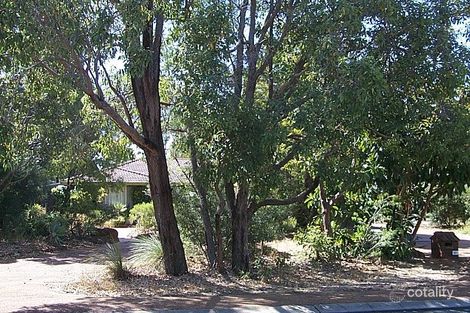 51 Chislehurst Rd, Lesmurdie, WA 6076