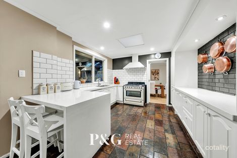 Property photo of 42 Outlook Drive Berwick VIC 3806