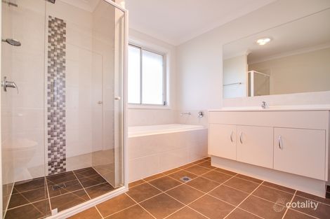 Property photo of 3 Deck Lane Vincentia NSW 2540
