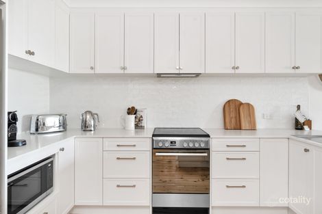 Property photo of 16 Sharwood Place Gerringong NSW 2534