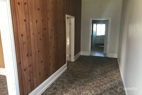 Property photo of 22B Crown Street West Tamworth NSW 2340