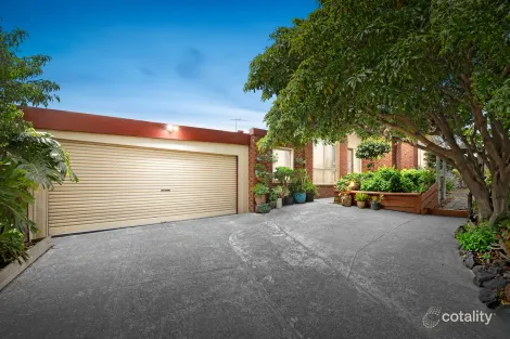 10 Streeton Cct, Mill Park, VIC 3082