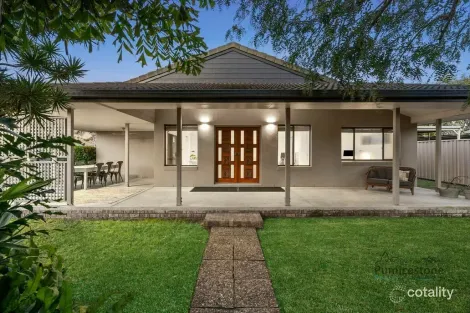 16 Captain Cook Dr, Banksia Beach, QLD 4507