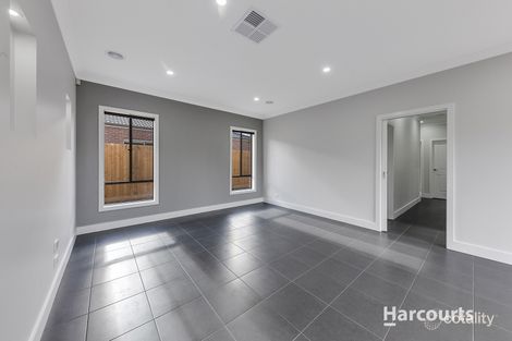 Property photo of 138 Claret Ash Boulevard Harkness VIC 3337
