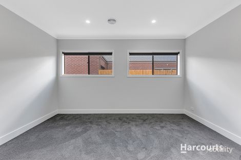 Property photo of 138 Claret Ash Boulevard Harkness VIC 3337