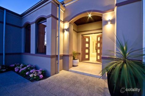87 Woodhall St, Stirling, WA 6021