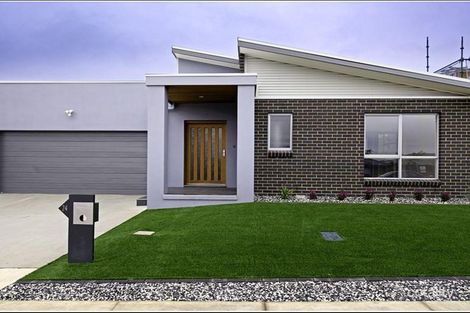 Property photo of 24 Bronhill Street Moncrieff ACT 2914