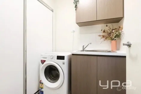 Property photo of 11 Jarvis Walk Westmeadows VIC 3049