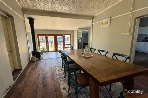 Property photo of 15 Falls Road Wellington NSW 2820