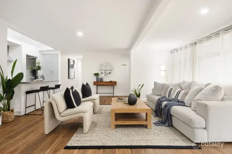 Property photo of 5 Siesta Camira QLD 4300