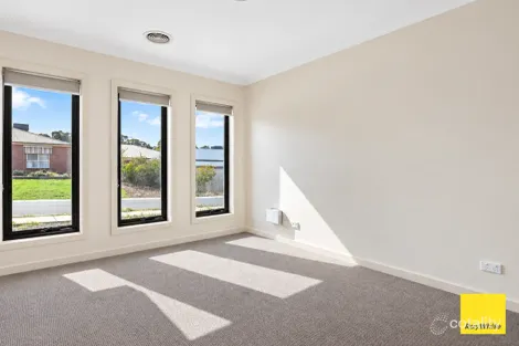 Property photo of 4B Bronze Drive Kangaroo Flat VIC 3555